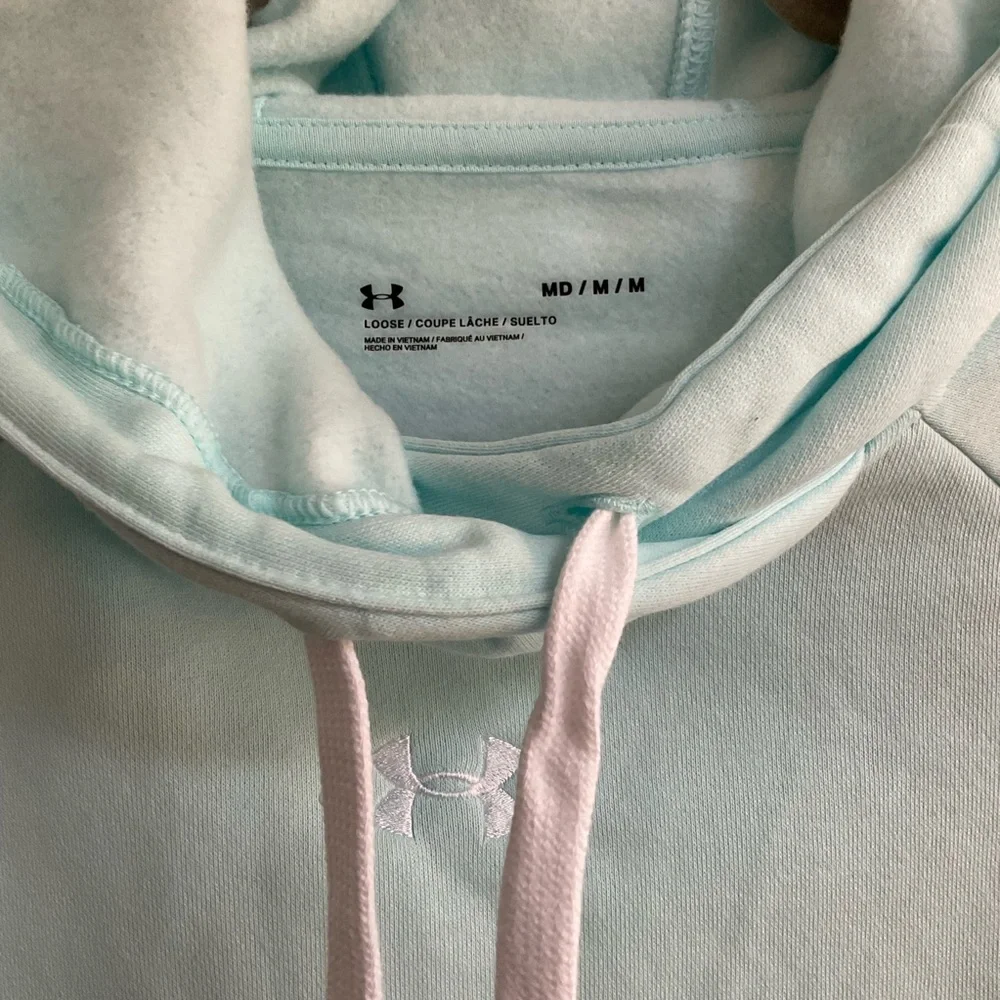 Under Armour Baby-blue Hoodie. NWT - Picture 6 of 8